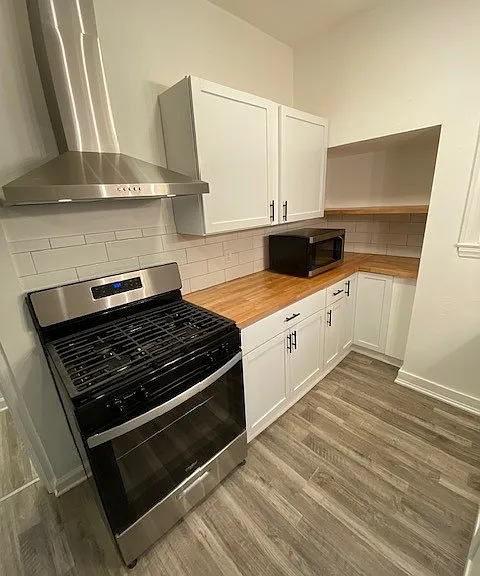 1618 N Jackson St — Photo 4