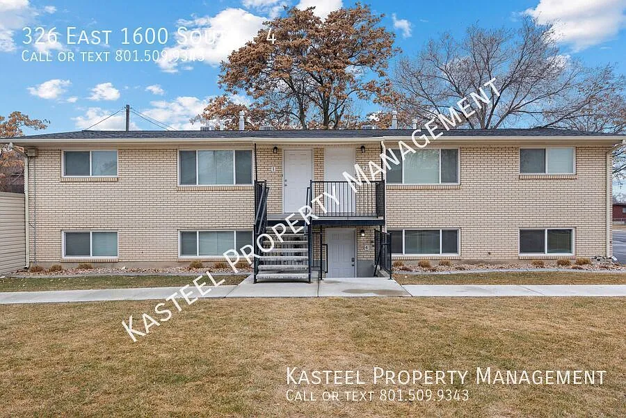 Fully Renovated, Central Air, Water Included — Photo 2