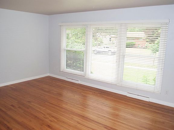 5th image of 1131 Arella Blvd