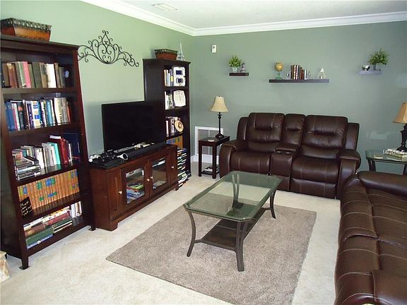 5th image of 7120 Regent Dr