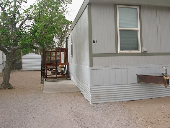 2nd image of 850 Holly Dr