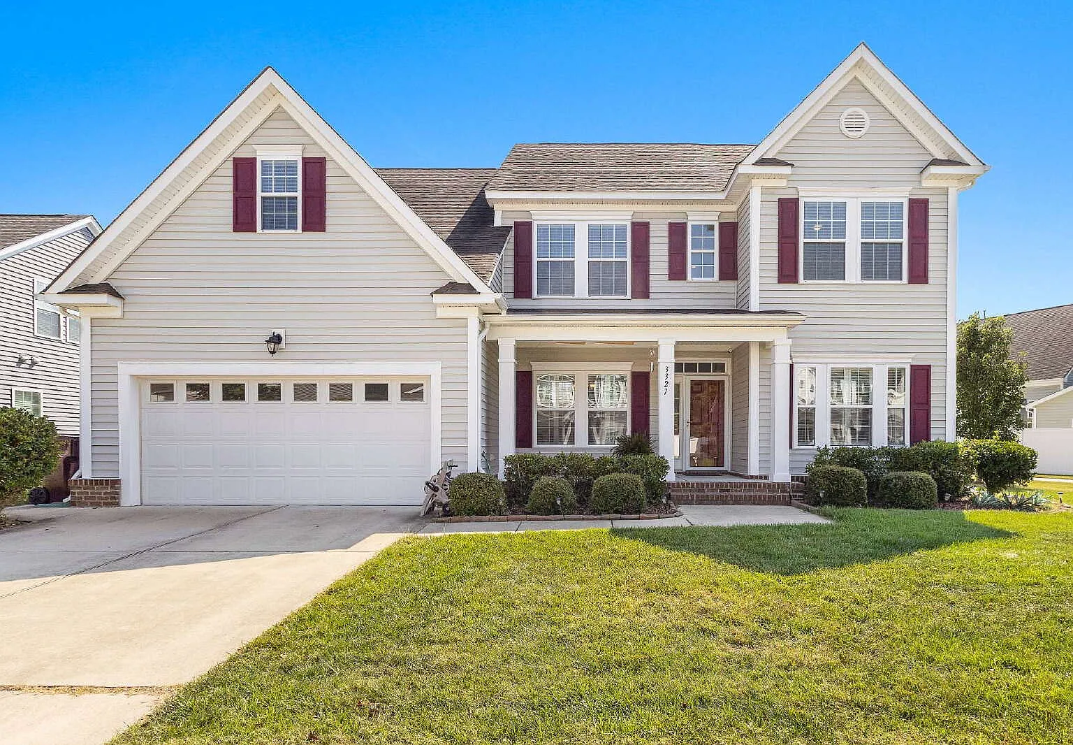 5 bed, 3.5 bath, 3100 sqft, $3,500 — Photo 1