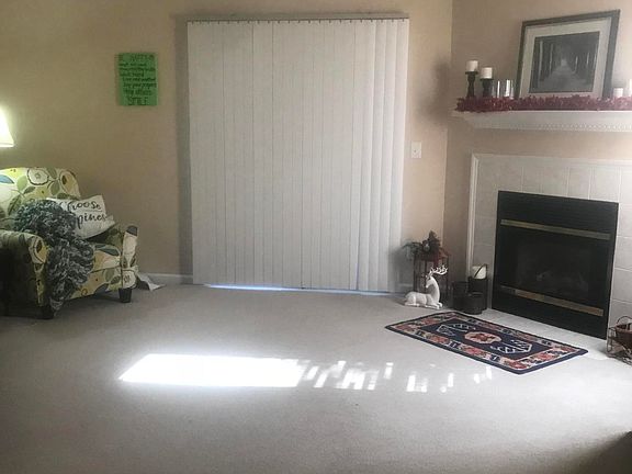 3rd image of 122 Breezewood Drive #F