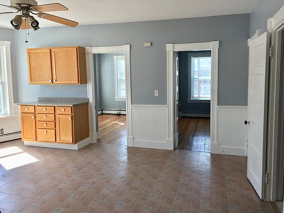 right side of kitchen