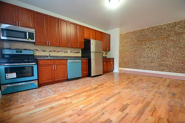 Rented by Keller Williams NYC | media 9