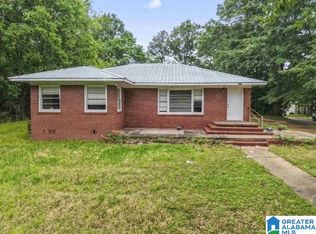 301 E 4th St, Sylacauga, AL 35150
