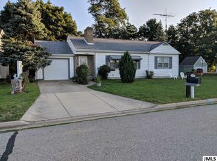 738 Jasper St, Jackson, MI 49203