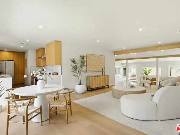 7358 Paso Robles Ave, Van Nuys, CA 91406