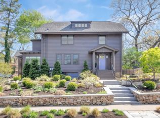 40 Holland Rd, Melrose, MA 02176