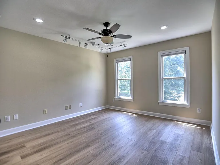 3237 Waldwick Way SE — Photo 25