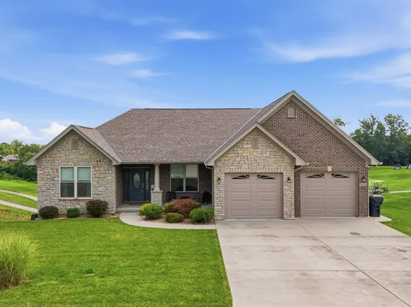 20588 Augusta Dr, Lawrenceburg, IN 47025