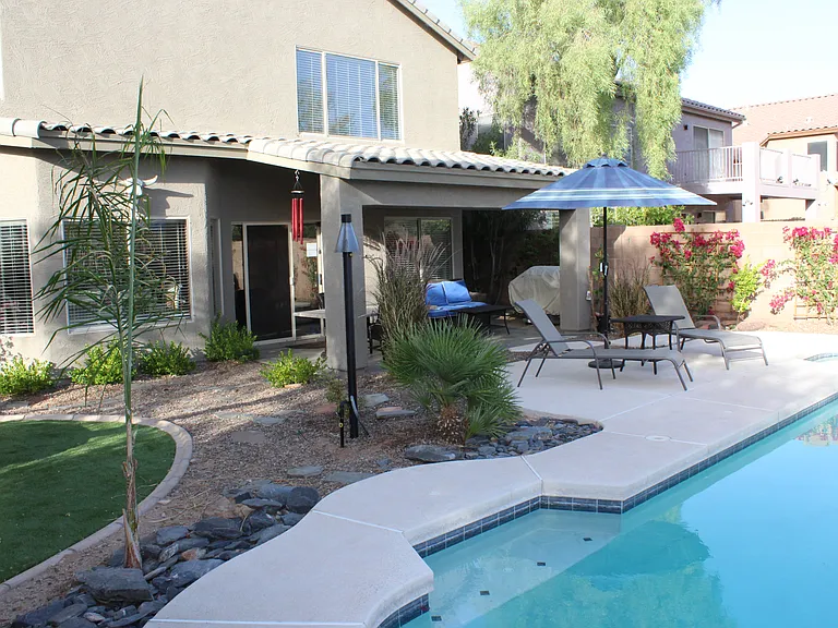 4609 E Thorn Tree Dr — Photo 2