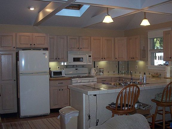 great room kitchen