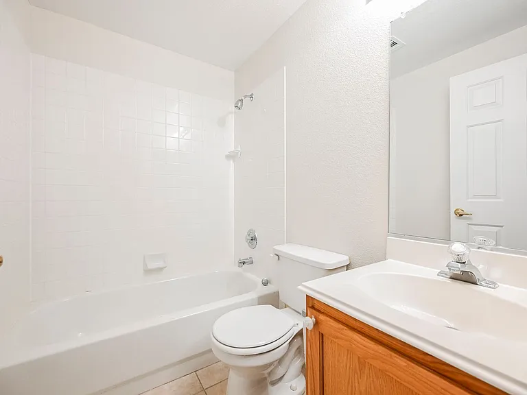 2925 Wigwam Pkwy #124 — Photo 27