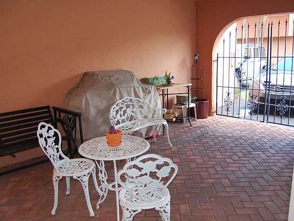 3rd image of 205 Jacaranda Dr