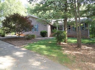 406 Hidden Lakes Trl, Jefferson, GA 30549