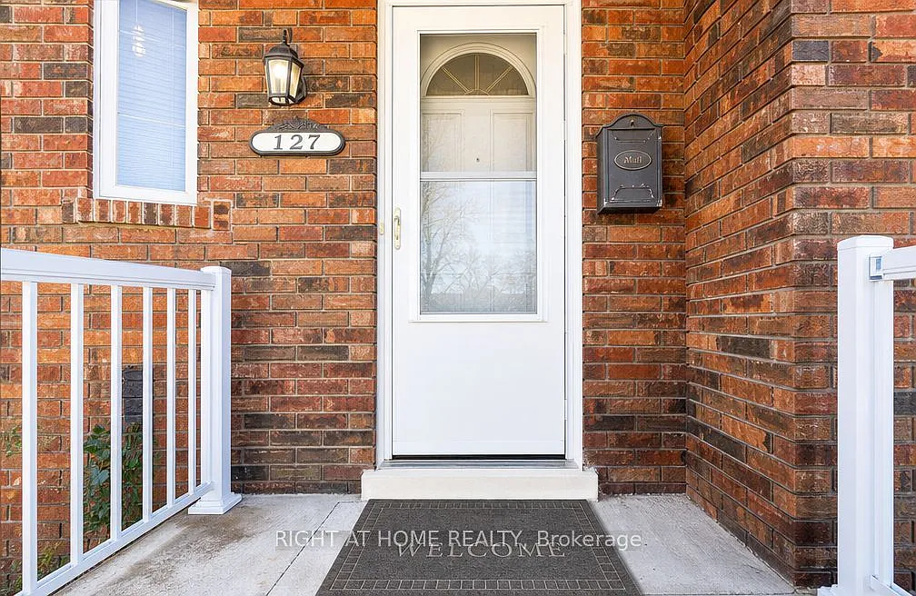 2 bed, $2,400 — Photo 3