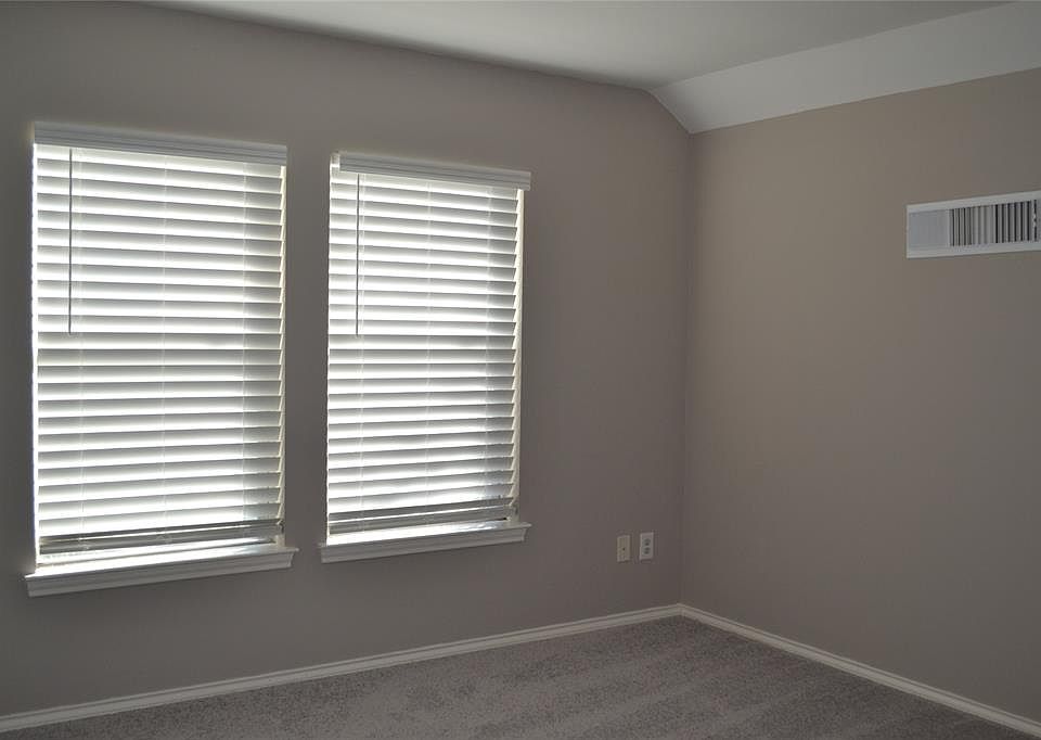 1st image of 2507 Branch View Ln