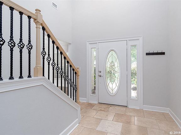 2nd image of 10709 NW 67th Way