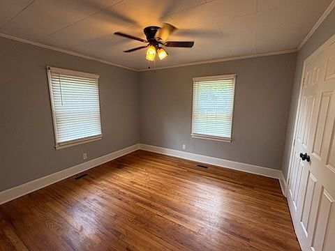 5th image of 853 Nelson St