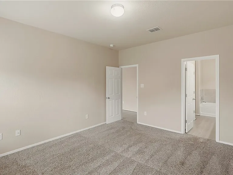 140 Fabarm Ln — Photo 12