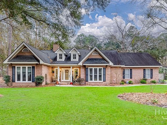 2nd image of 140 Cypress Drive