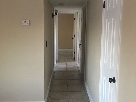 Hallway to bedrooms