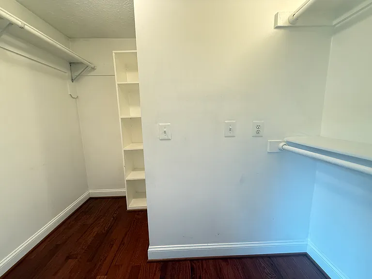 3601 Woodhaven Ct — Photo 11