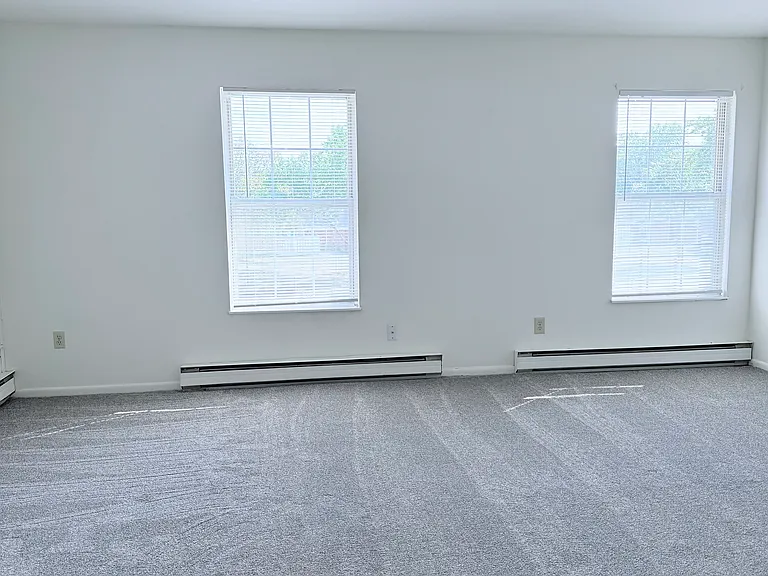 W Northwood Dr — Photo 7