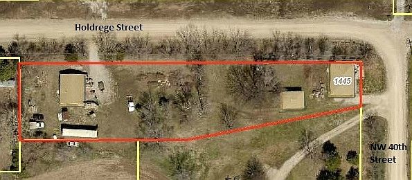 1st image of 1445 NW 40th St