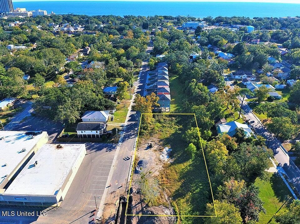 1st image of 0 Benachi Ave