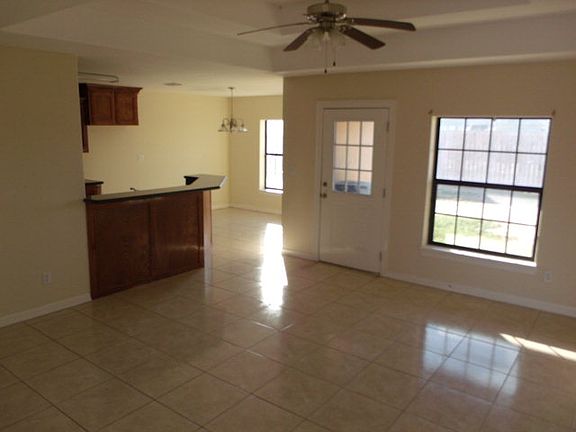 5th image of 1404 Quail Dr