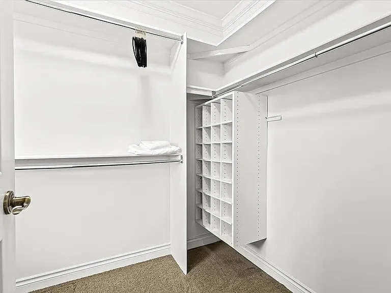 1515 Town Commons Dr — Photo 18