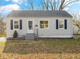 1175 Saint Matthew Dr, Florissant, MO 63031