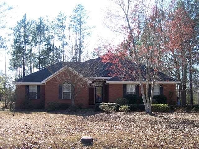 1st image of 611 Depot Dr