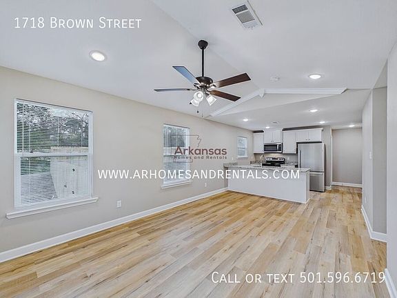 3rd image of 1718 Brown St
