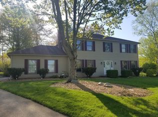 6482 Castle Cir, Brecksville, OH