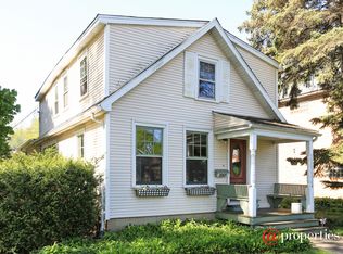 2001 Glenview Rd, Glenview, IL 60025