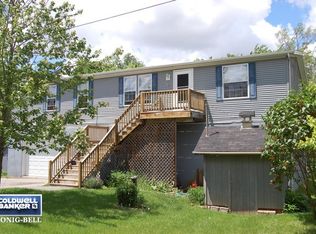 102 W Race St, Millington, IL 60537