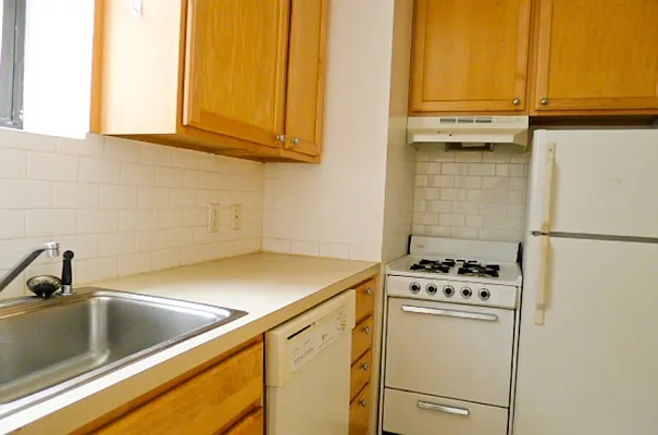 Rented by Citi Habitats | media 10