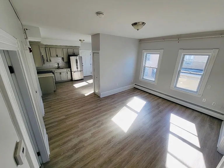 22-24 Main St — Photo 10