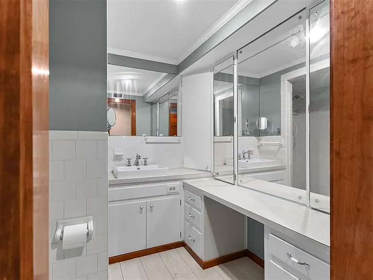 10519 Bridgewood Dr — Photo 28