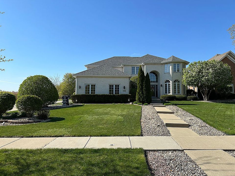 1st image of 11011 Paddock Ct