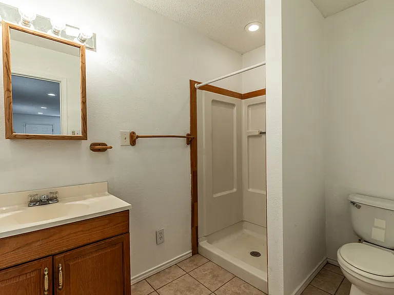 140 County Road 1604 — Photo 14