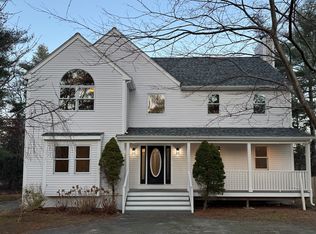 11 Parkway Ln, Marion, MA 02738