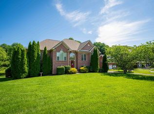 1158 Keystone Dr, Pleasant View, TN 37146