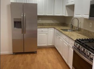 464 College Dr #464, Edison, NJ 08817