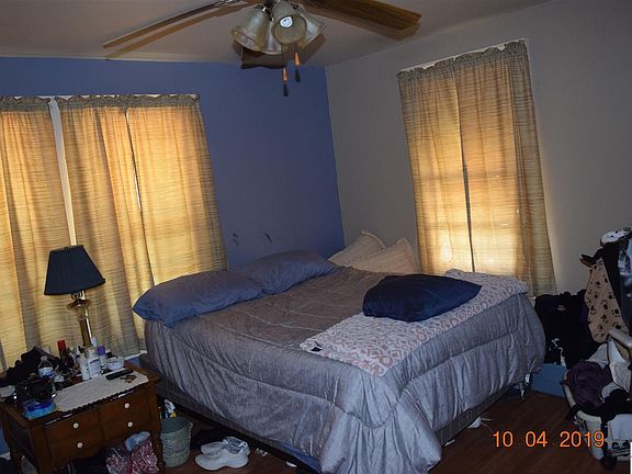 4th image of 425 W Housman St
