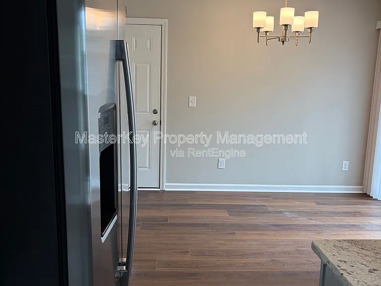 205 Downing Glen Dr — Photo 5