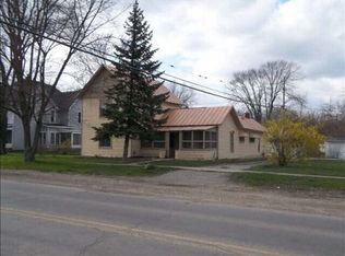 730 Monroe St, Carleton, MI 48117